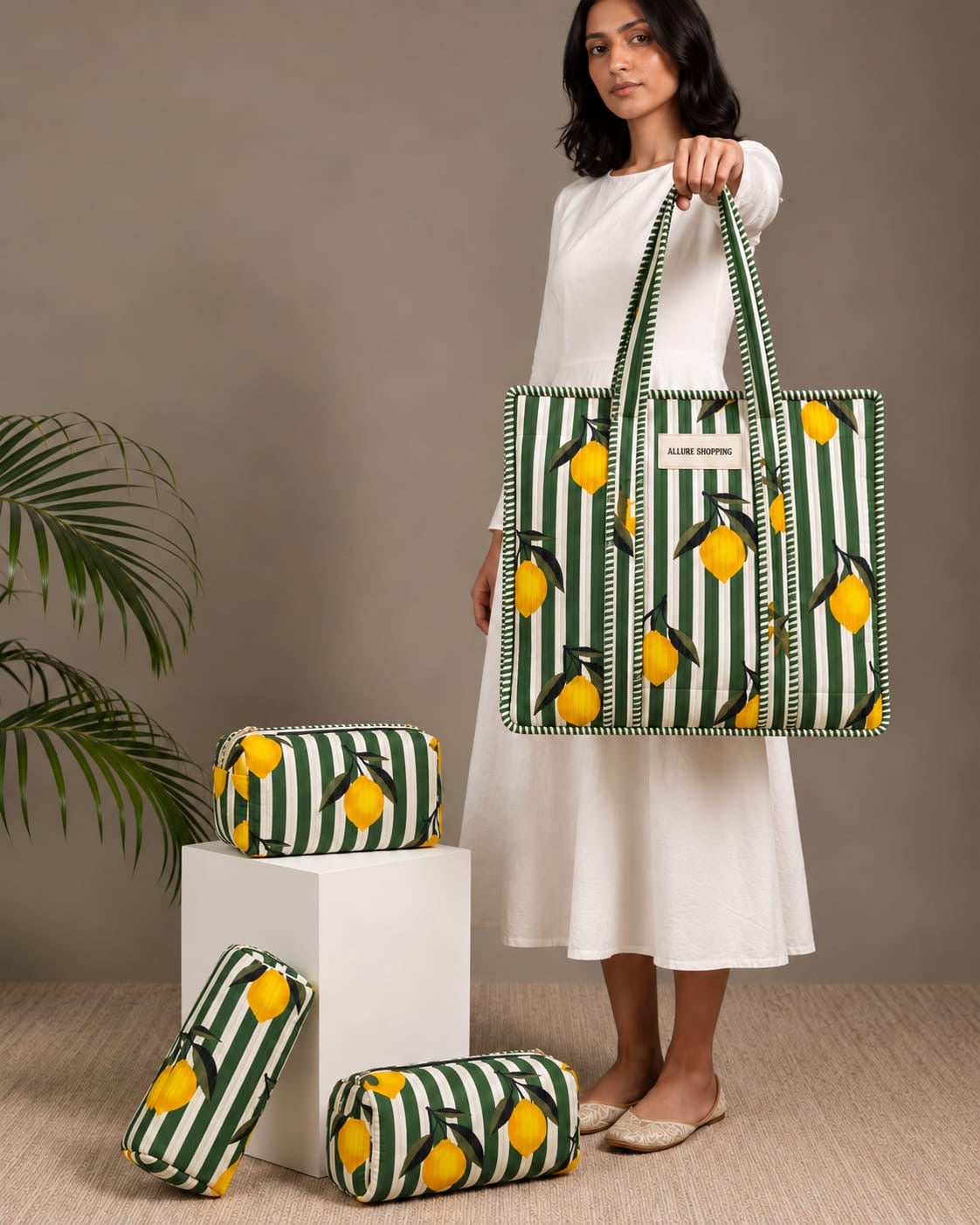 Amalfi Coast Tote Bag with Zip