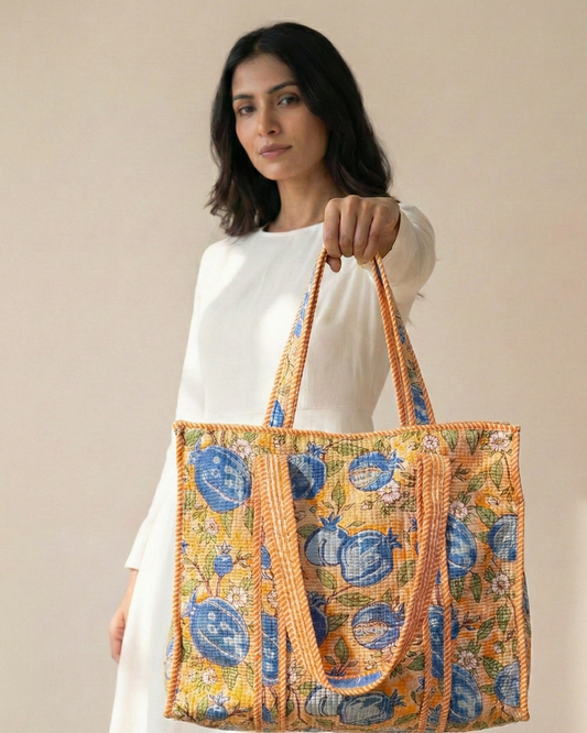 Peachy Tote Bag with Zip