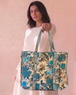 Peacock Special Tote Bag with Zip