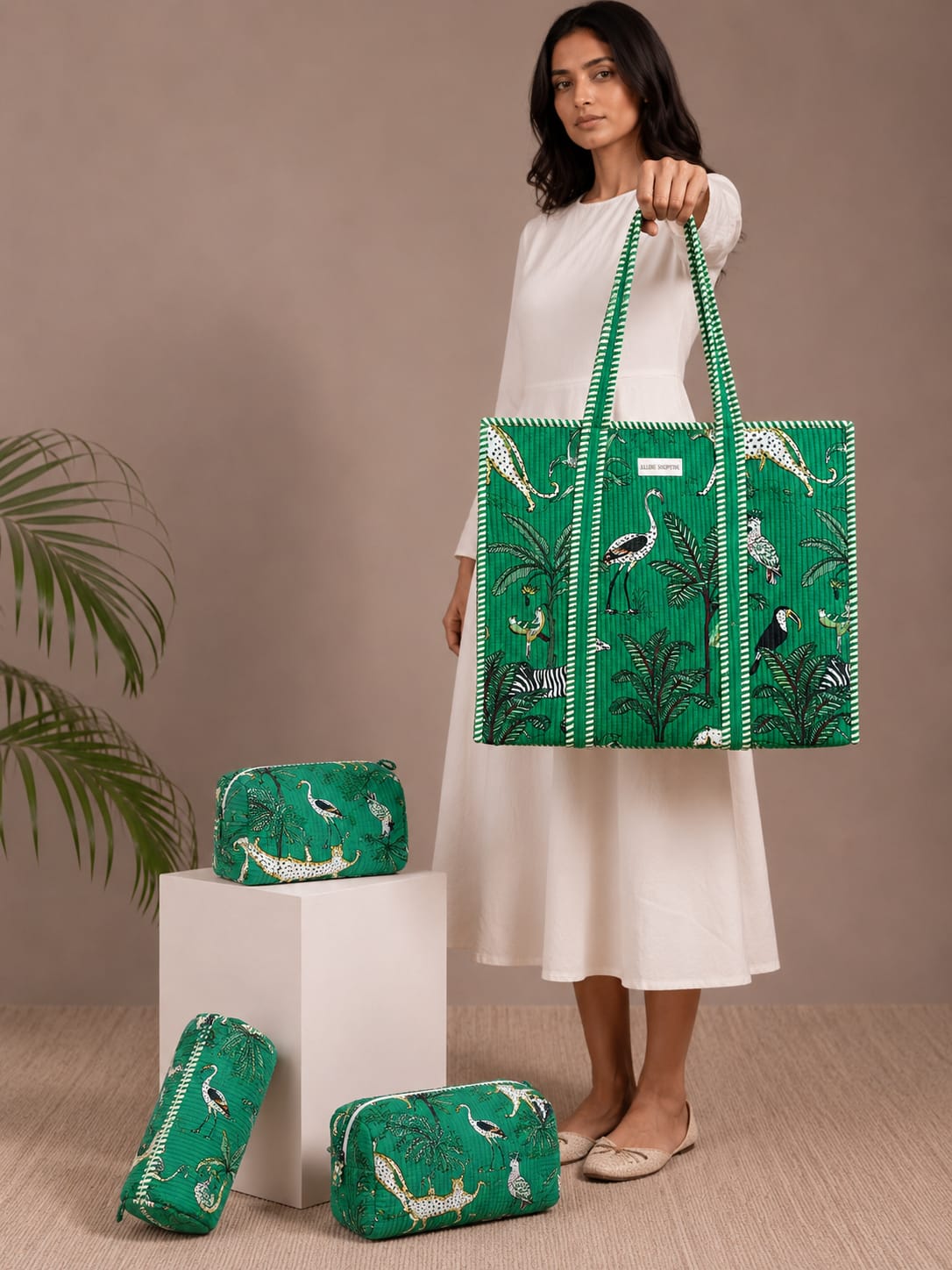 Hara Bhara Tote Bag with Zip