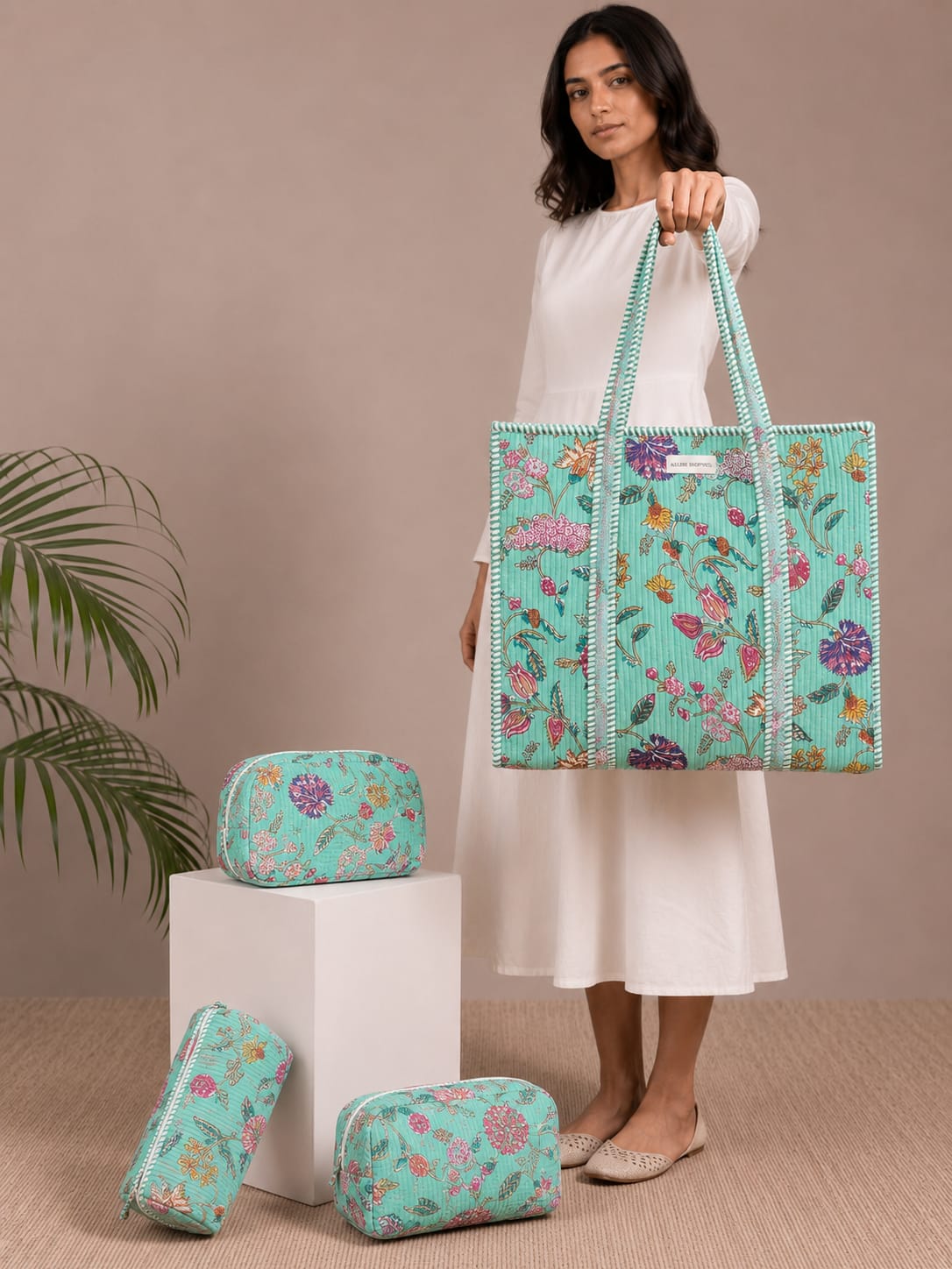 Botanical Bloom Tote Bag with Zip