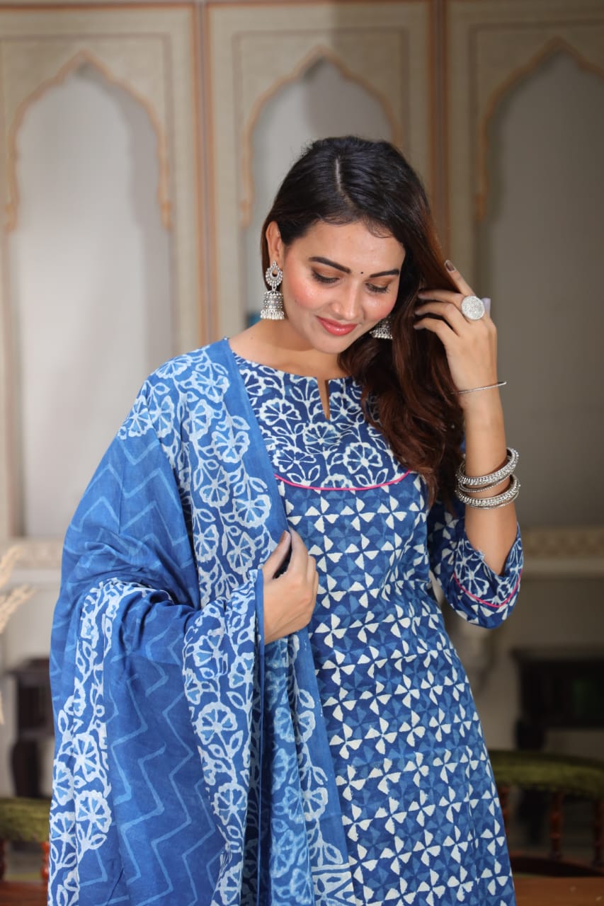 Neelambari — with dupatta